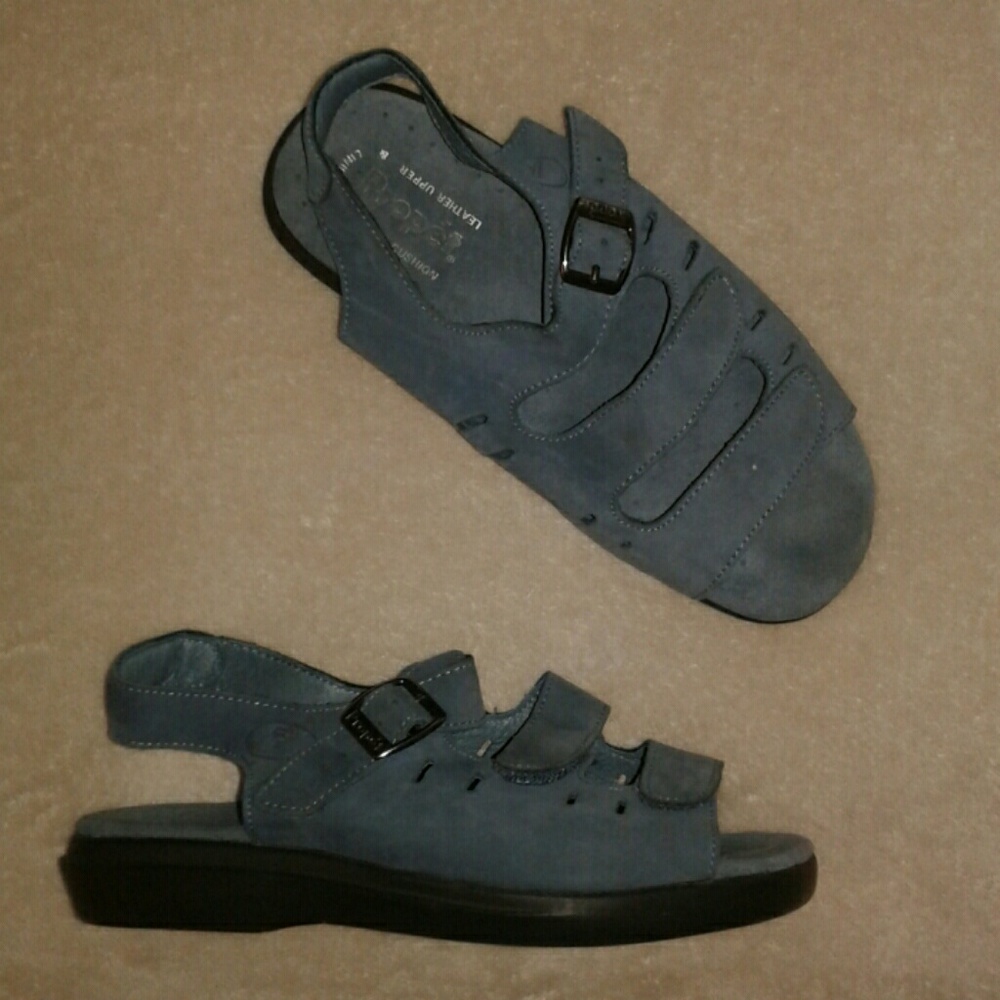 Propet Sandals Wide